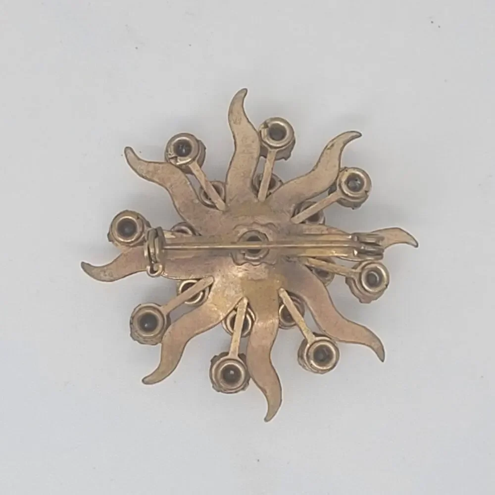 Vintage Atomic Starburst Brooch‎ Red White Rhinestone Retro Statement Glam